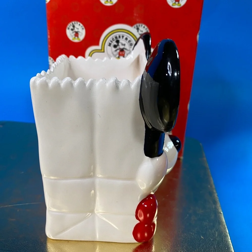 Walt Disney Mickey Mouse Vintage Sculptured Ceramic Vase ENESCO NWT